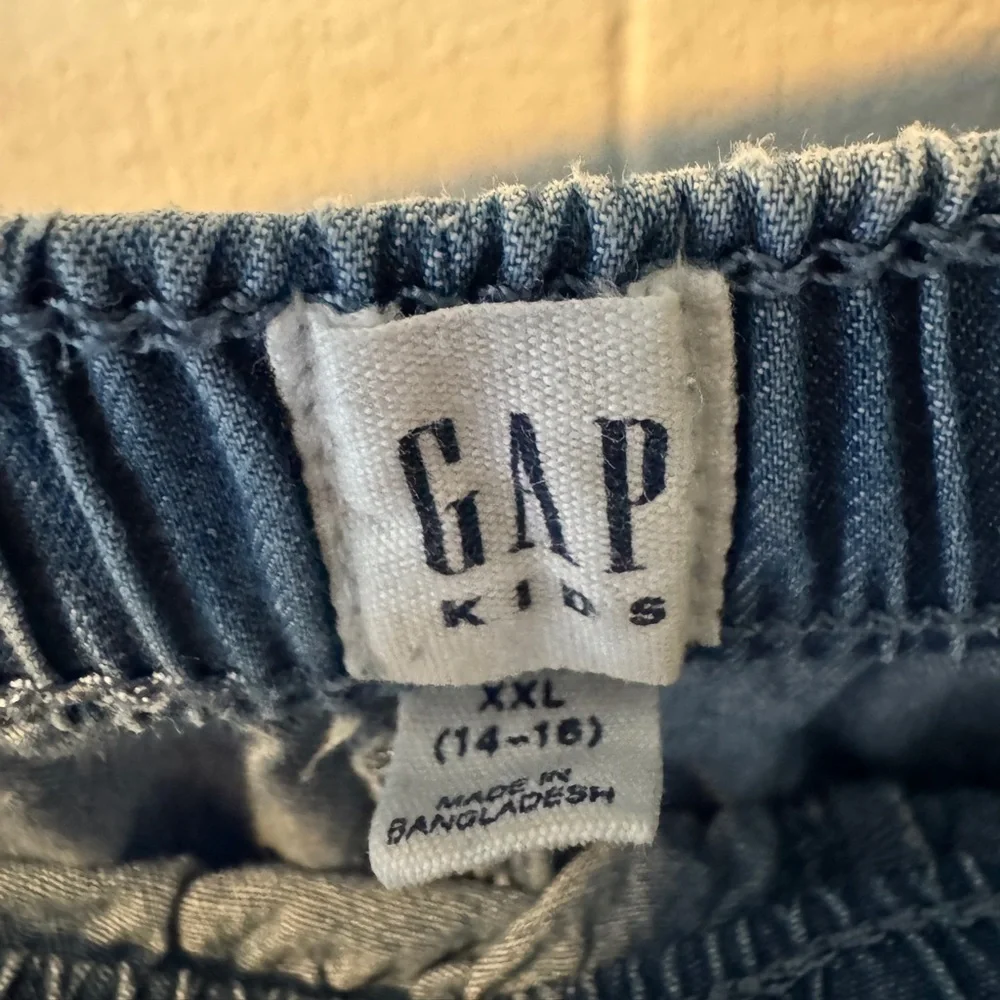 👖✨ GAP Kids Lightweight Baggy Cargo Denim Pants | Size 14–16 (XXL) ✨👖